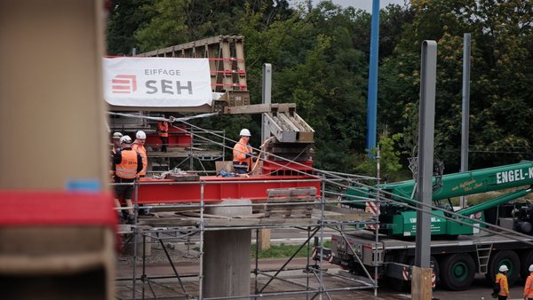 SYSTEC-Team bei der Arbeit